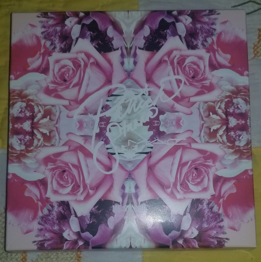 NIB MAC Cosmetics Patrick Starr Me So Chic Collect